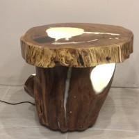 Светящийся столик из дуба